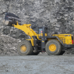 Komatsu WA900-1
